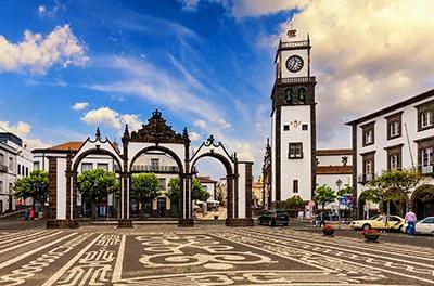 Azores's office picture